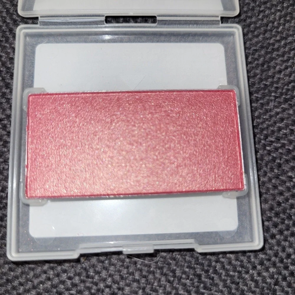 MARY KAY Mineral Cheek BOLD BERRY‎ Color Full Size .18 oz. 012956 NEW